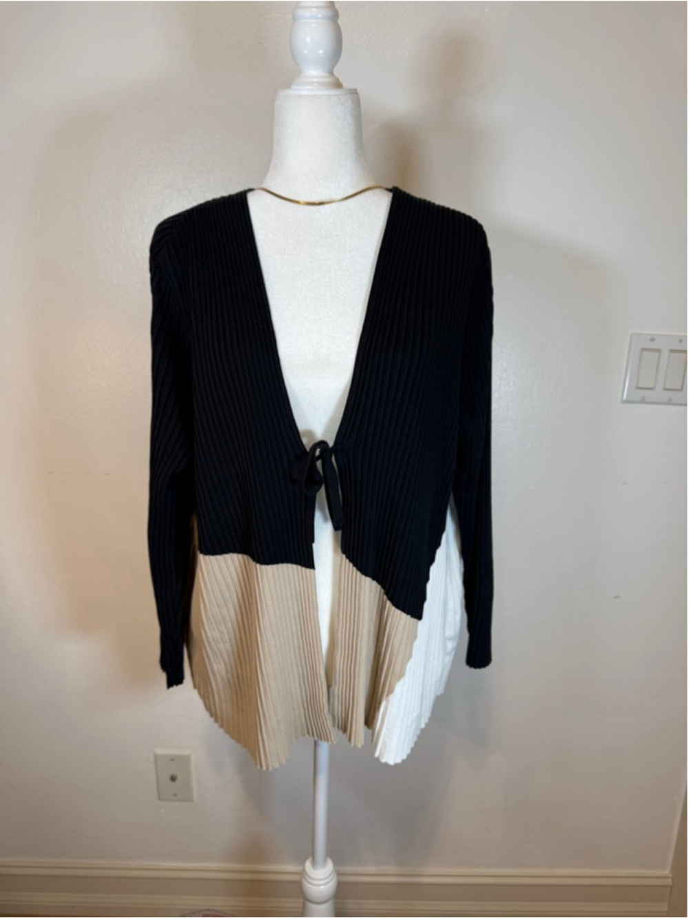 Lafayette 148 New York Colorblock Ribbed Pleated Cardigan L Black Beige